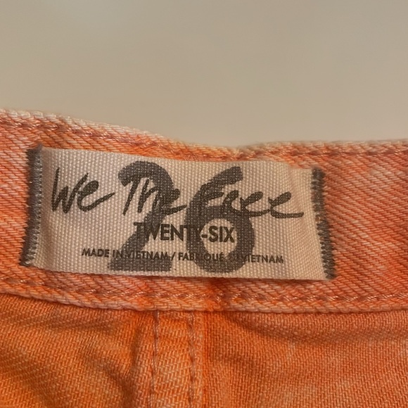 We the Free Shorts Romeo Peach Distressed Mid Rise Rolled Cut Off Shorts - Picture 8 of 11